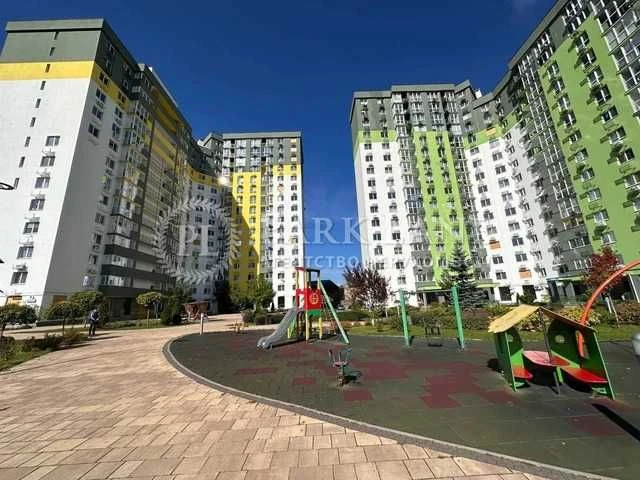 Продається квартира Подільський Нивки Виговського Сирецькі с