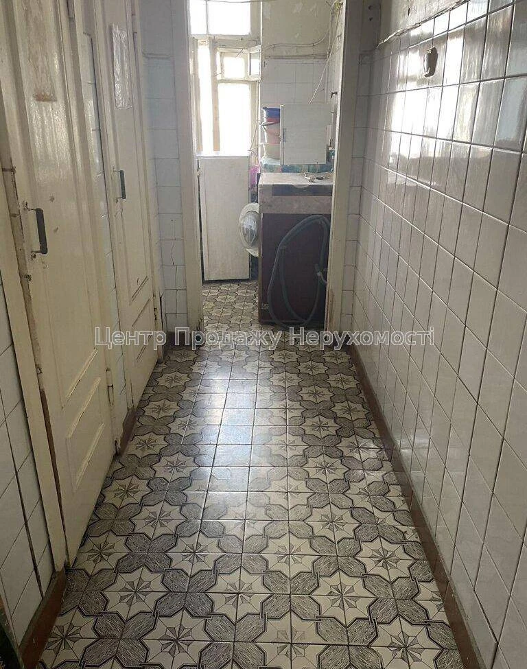 Продаж кімнати в гуртожитку в місті Києві, 1 кімната, 19 м², 5/5