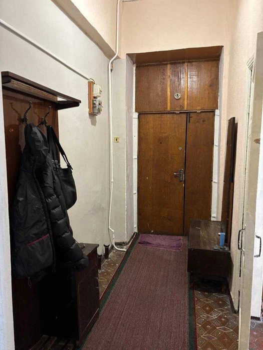 I will sell an apartment in the city center