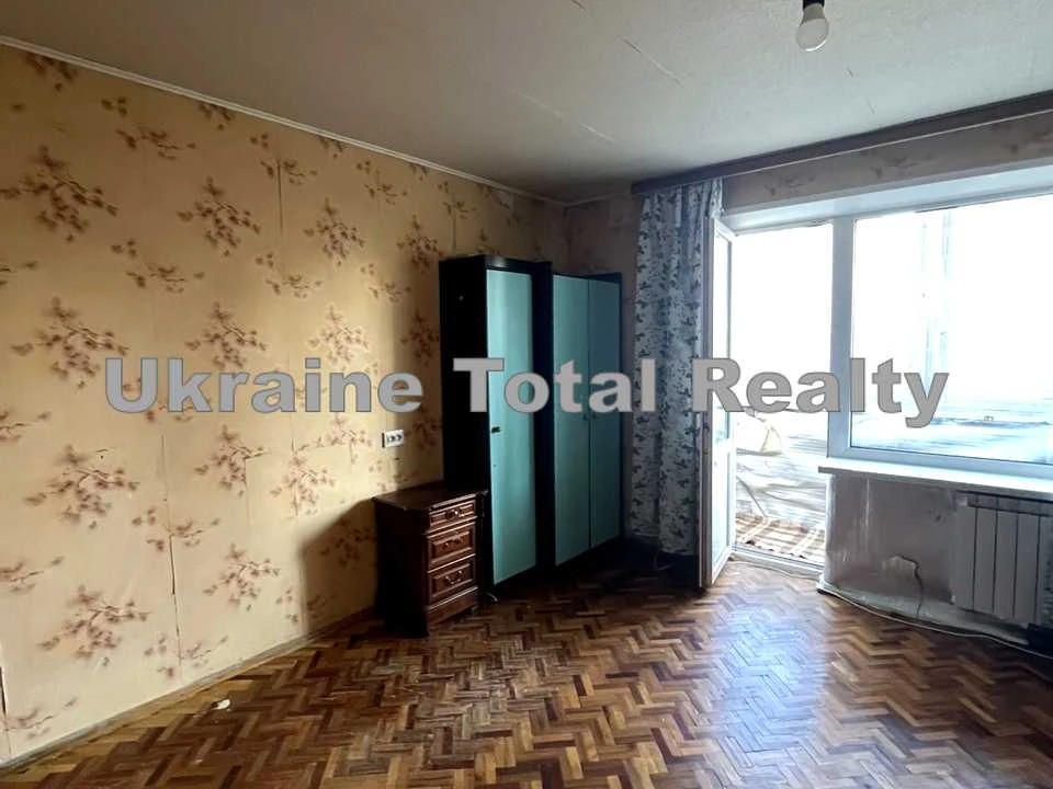 Apartment. Zdolbunivska Street, Kyiv