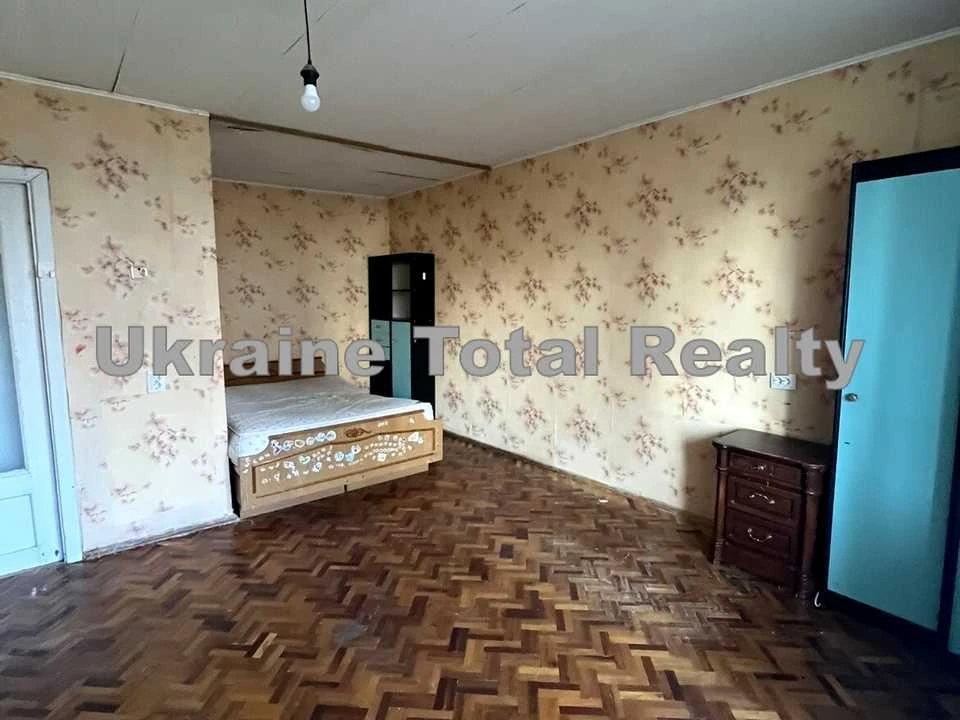 Apartment. Zdolbunivska Street, Kyiv