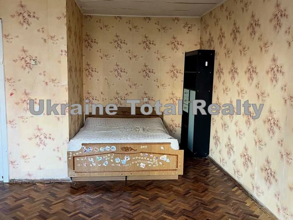 Apartment. Zdolbunivska Street, Kyiv