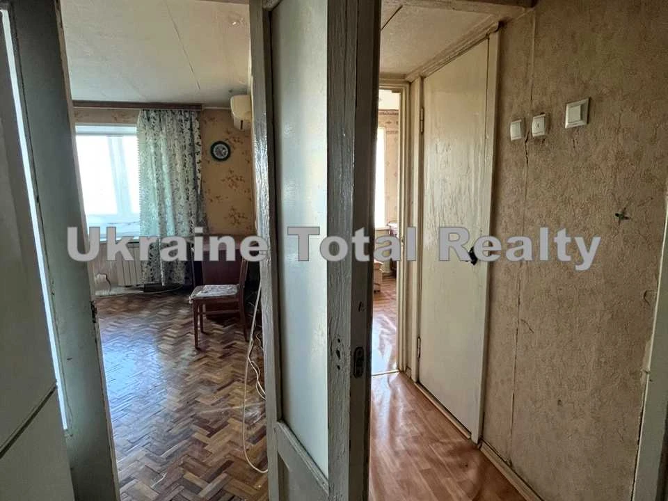 Apartment. Zdolbunivska Street, Kyiv
