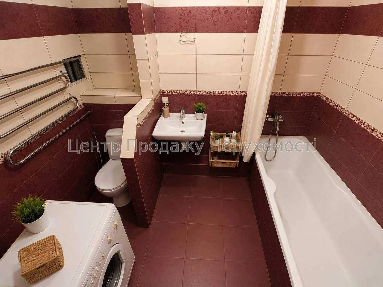 Продається 3-кімнатна квартира, 17/25 этаж, 120 м², Киев — отличное предложение