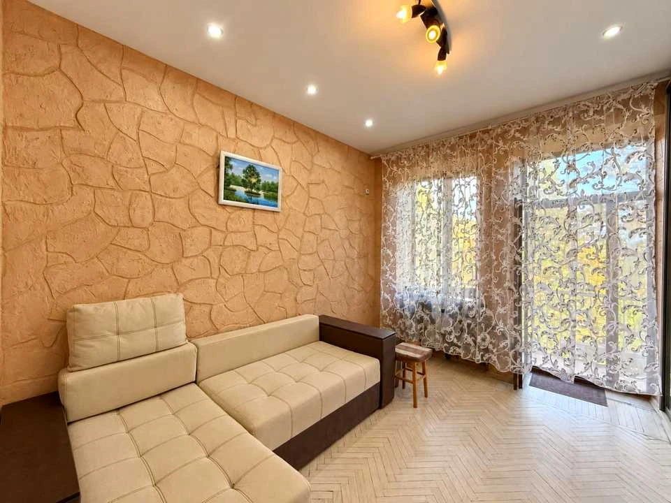 Квартира. Київ, бульвар Миколи Міхновського