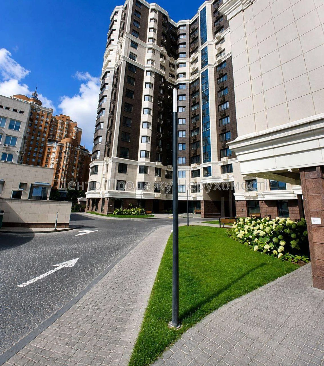 Продаж 2-кімнатного квартири, 9/20, 82,6 м² в ЖК «Шевченківський», Київ