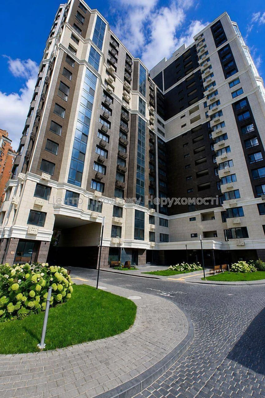 Продаж 2-кімнатного квартири, 9/20, 82,6 м² в ЖК «Шевченківський», Київ