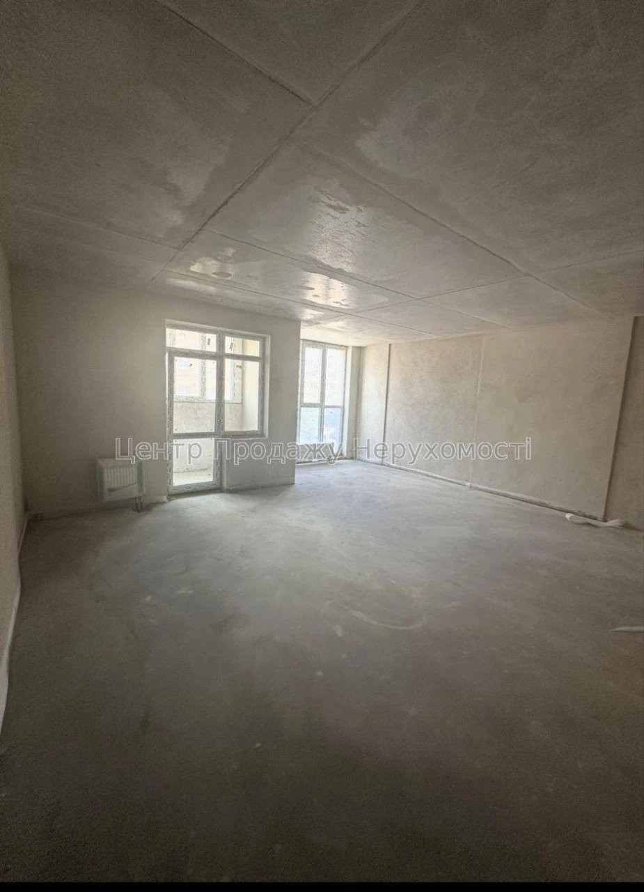 Продається 2-кімнатна квартира, 62 м², 2/24, ЖК "Багговутівський"
