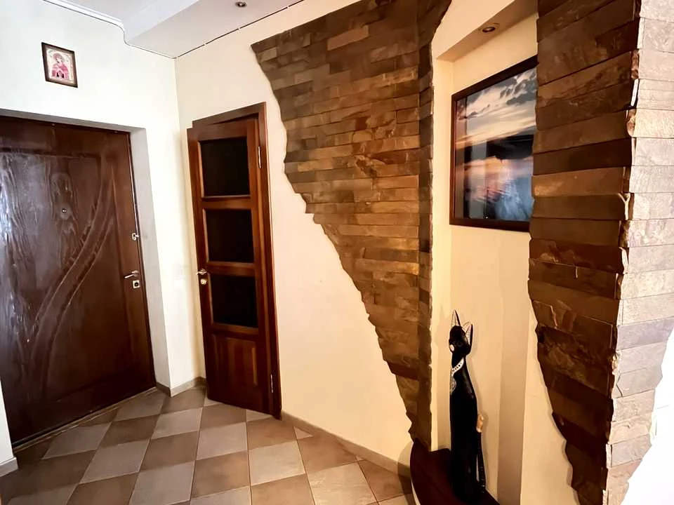 Квартира. Микола Бажана проспект, Київ
