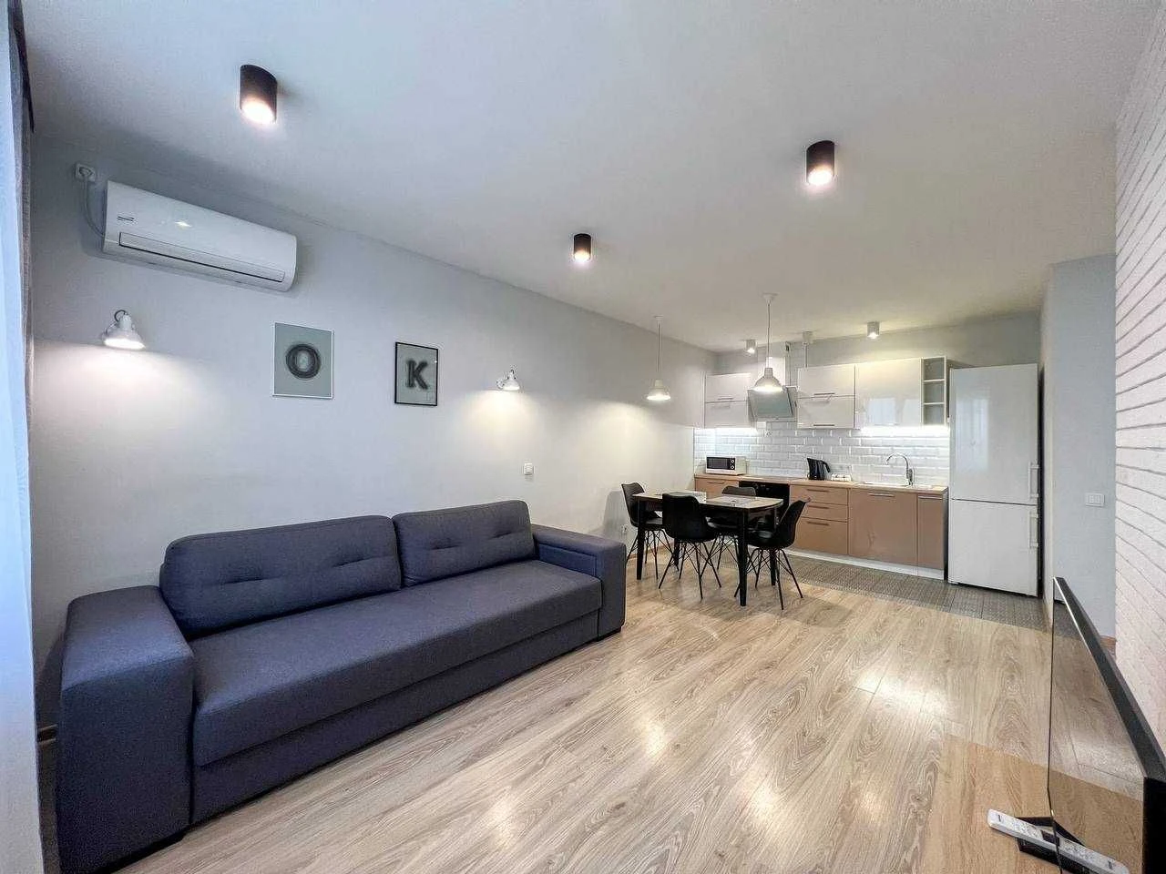 Продаж 1к квартири в ЖК Академ Парк, метро Житомирская, Академми
