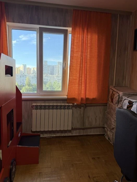 Продам 3-к квартиру