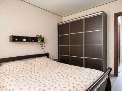 Bright one-bedroom apartment on Mykola Khvyliov Street, 3, in the "Vudistoriya" residential complex.
