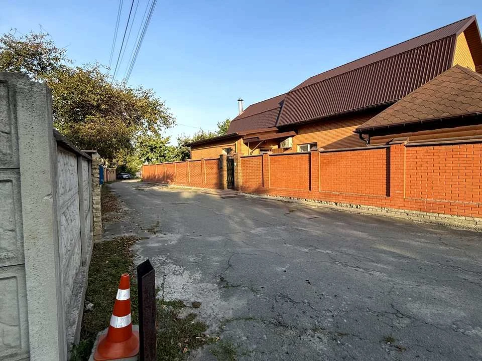 Будинок. Київ, Парникова вул.