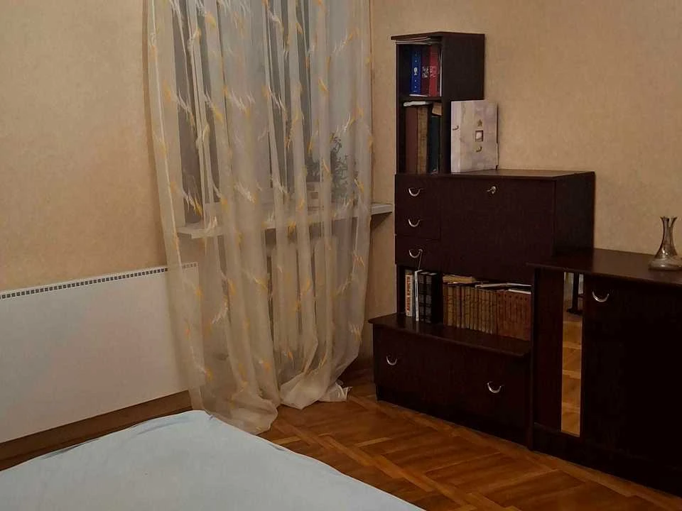 Будинок. Дніпро, вулиця Калинова