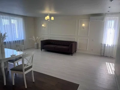 Сдается 3-комнатная квартира, 90 м²