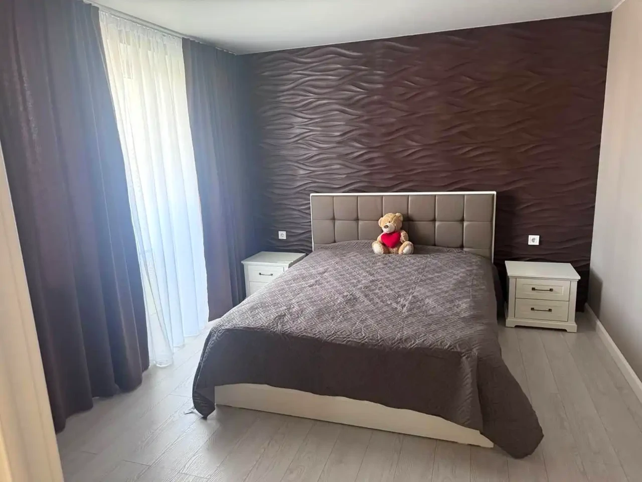 Сдается 3-комнатная квартира, 90 м²