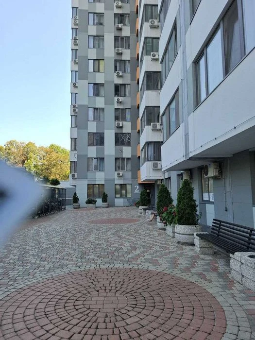 3-комнатная квартира в новом современном ЖК "Мандарин" на улице