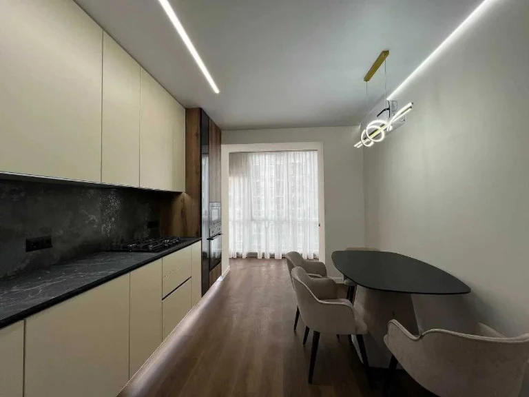 Spacious two-bedroom apartment with furniture and appliances in the city center