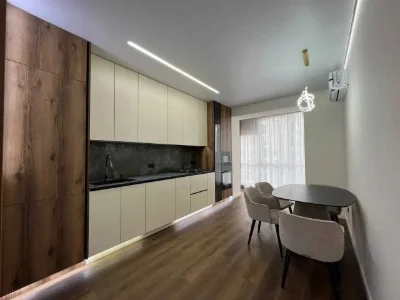 Spacious two-bedroom apartment with furniture and appliances in the city center
