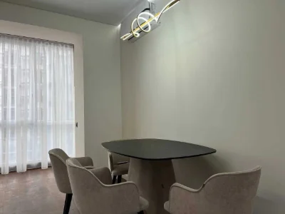 Spacious two-bedroom apartment with furniture and appliances in the city center