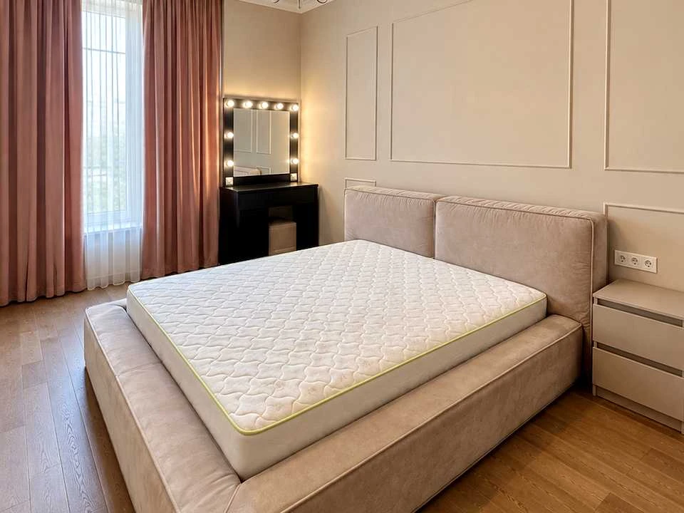 Apartment. Pavla Grabovskogo St.