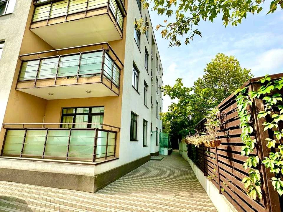 Apartment. Pavla Grabovskogo St.