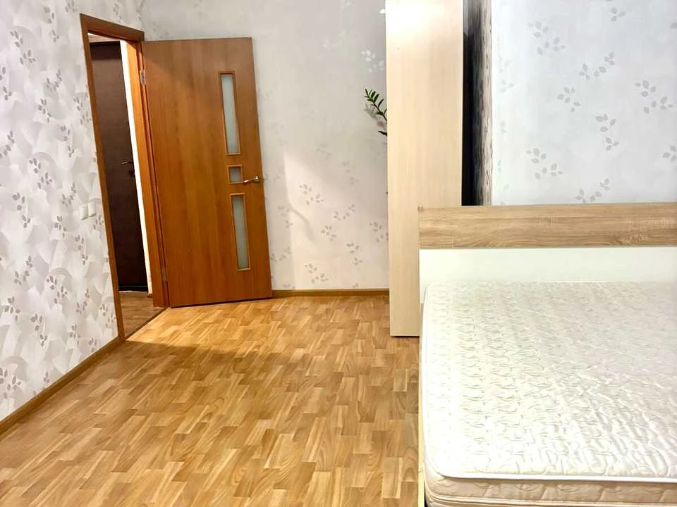 Квартира. вулиця Анни Ахматової, Київ
