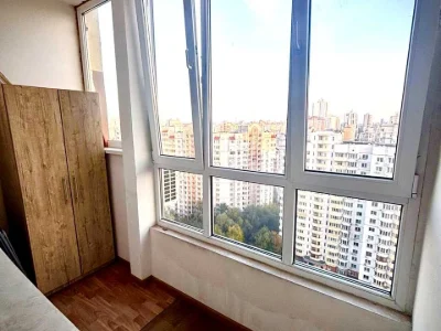 Квартира. вулиця Анни Ахматової, Київ