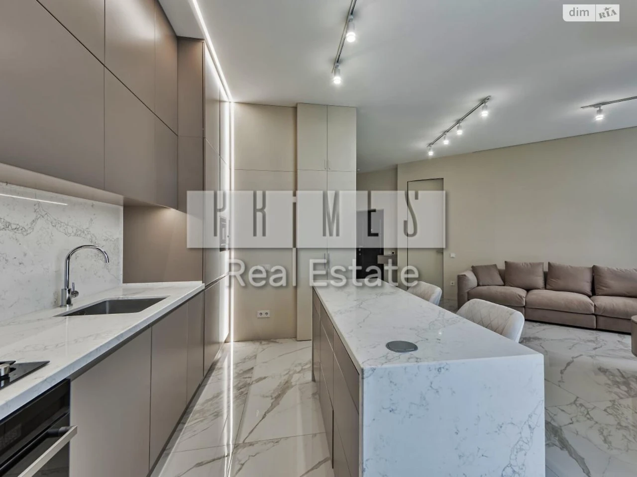Apartment for Sale: Zvirynets