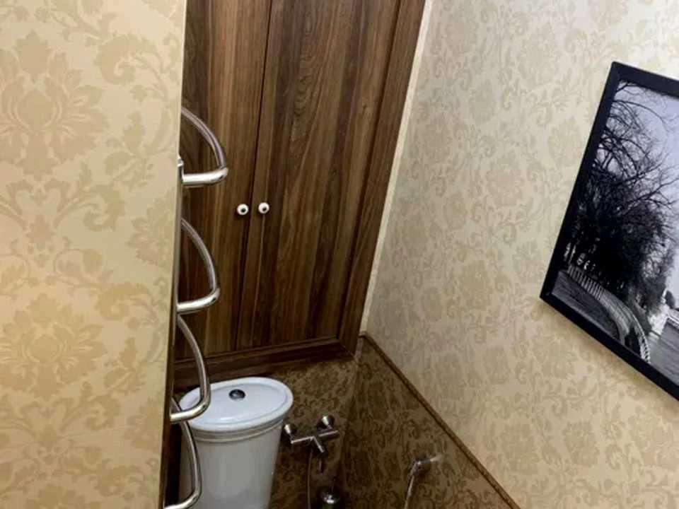 Квартира. Київ, Голосіївська вулиця