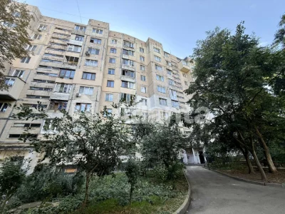 2-комнатная 48 м² на Таирова — газ, средний этаж, все включено
