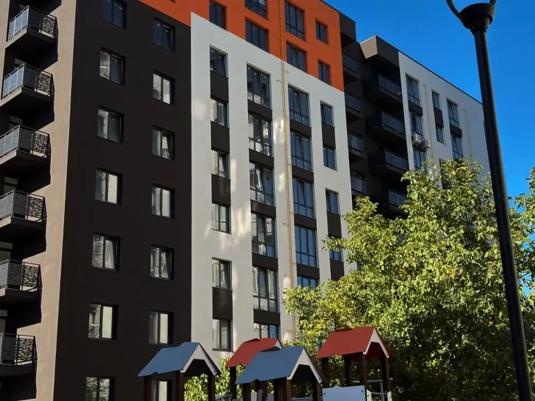 Продаж квартири 1-кімн. 39.3 м² 10/10 пов.