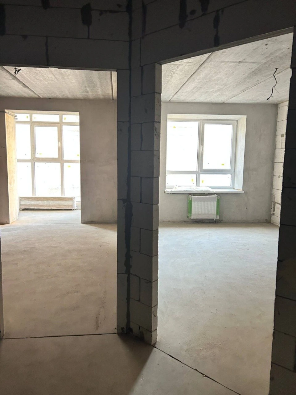 Продаж 1к квартира Озерна здана новобудова 2 поверх індивіду