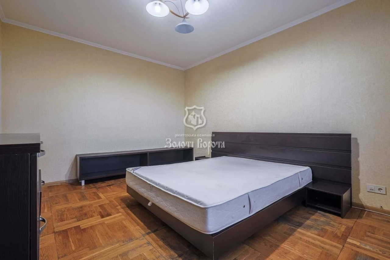 3-room apartment for sale 81.6 m², Anna Akhmatova St., 15