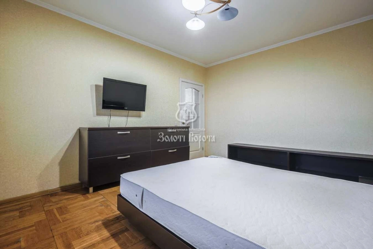 3-room apartment for sale 81.6 m², Anna Akhmatova St., 15