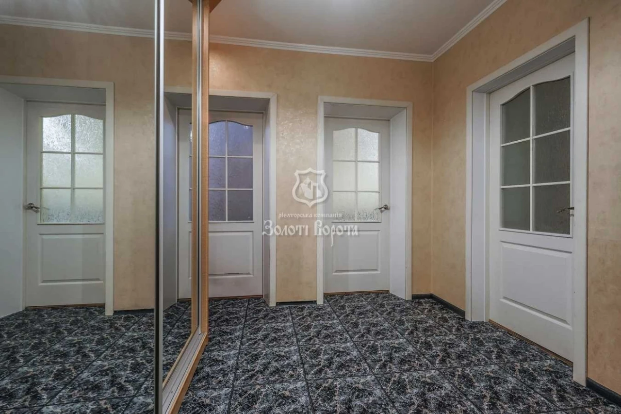 3-room apartment for sale 81.6 m², Anna Akhmatova St., 15