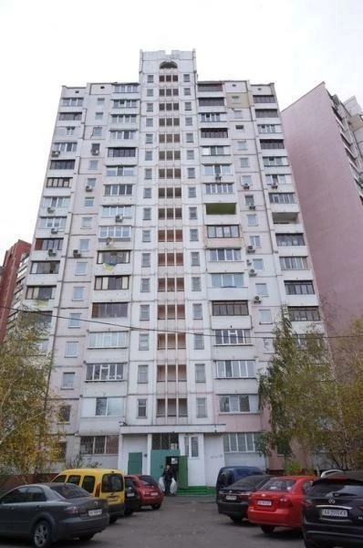 3-room apartment for sale 81.6 m², Anna Akhmatova St., 15
