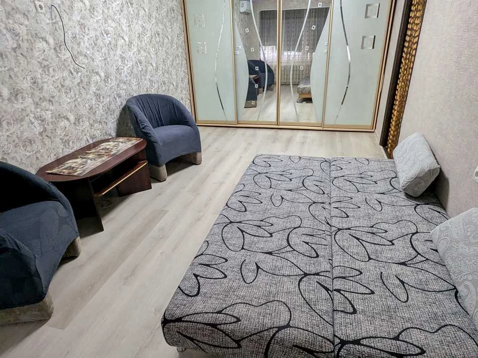 Apartment. Kyiv, Dniprovska Naberezhna st.