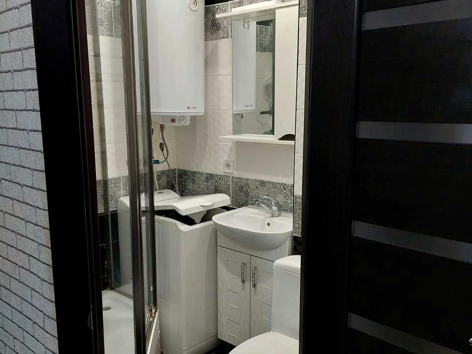 Apartment. Kyiv, Dniprovska Naberezhna st.