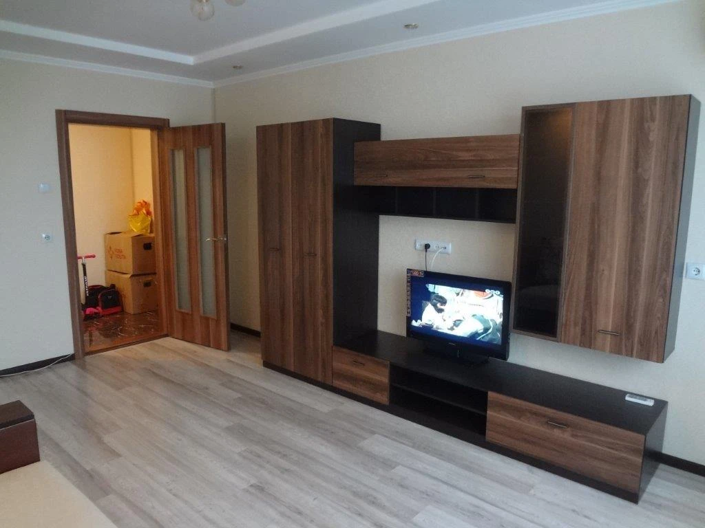 Сдается 1-комнатная квартира 44 м², улица Григория Ващенко, 3