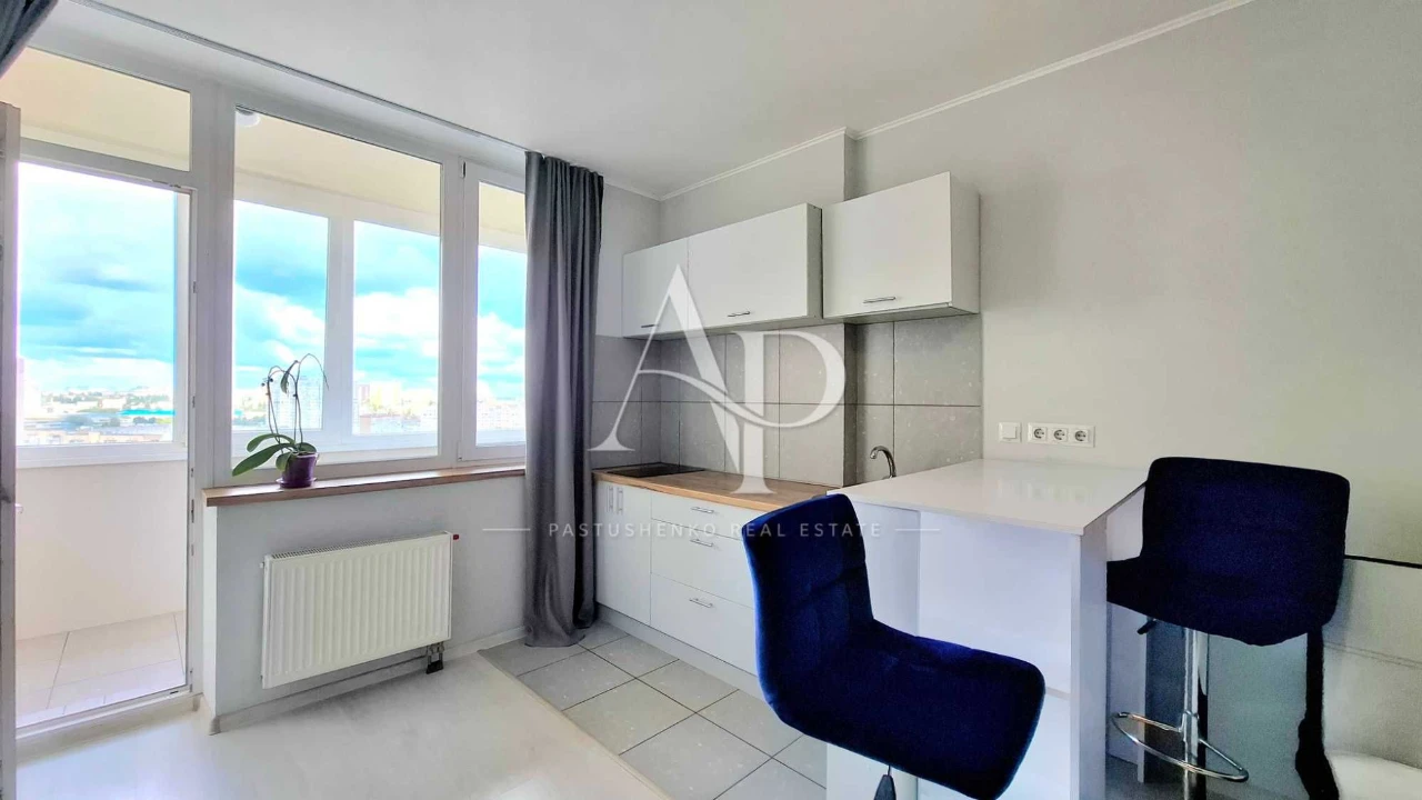 No commission % Sale of a modern studio apartment with renovation in n