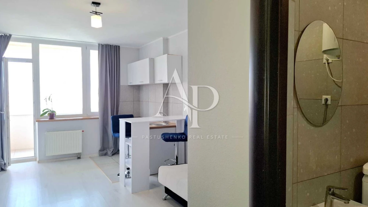 No commission % Sale of a modern studio apartment with renovation in n