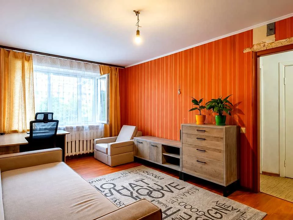 Apartment. Kyiv, Kharkiv Street