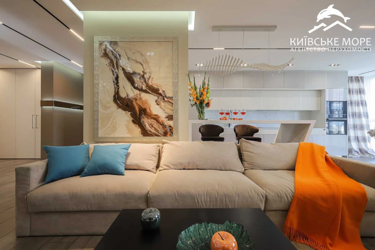 Продаж 5-кімнатного апартаменту 168 м², Воскресенская ул., 18