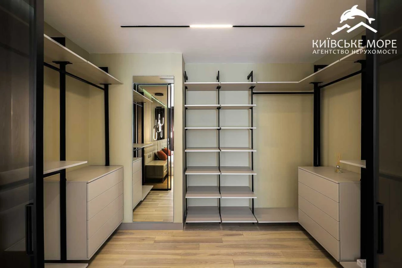 Продаж 5-кімнатного апартаменту 168 м², Воскресенская ул., 18