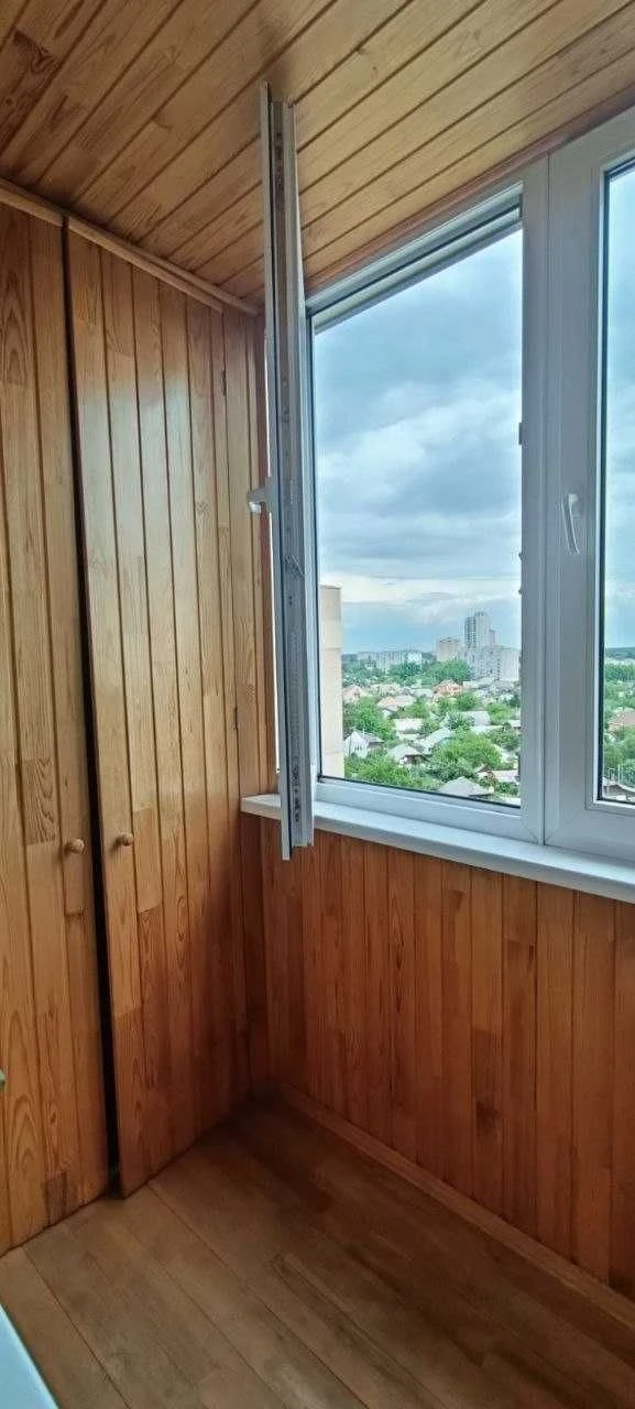 3-bedroom apartment for sale on Almatinskaya Street