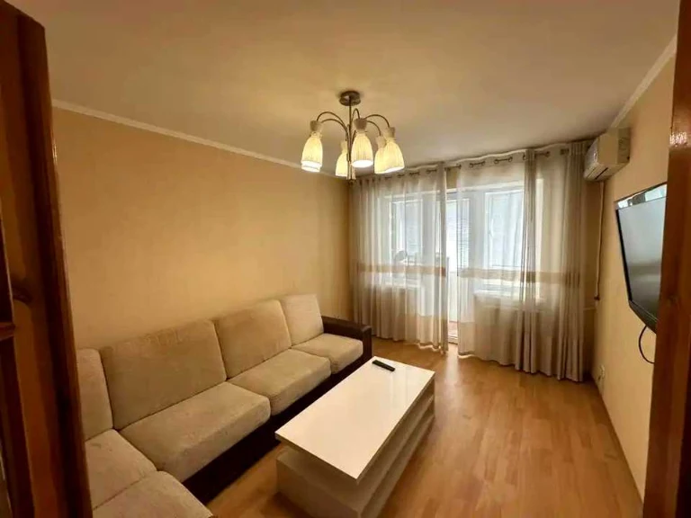 Квартира. Дніпро, Слобожанський просп.