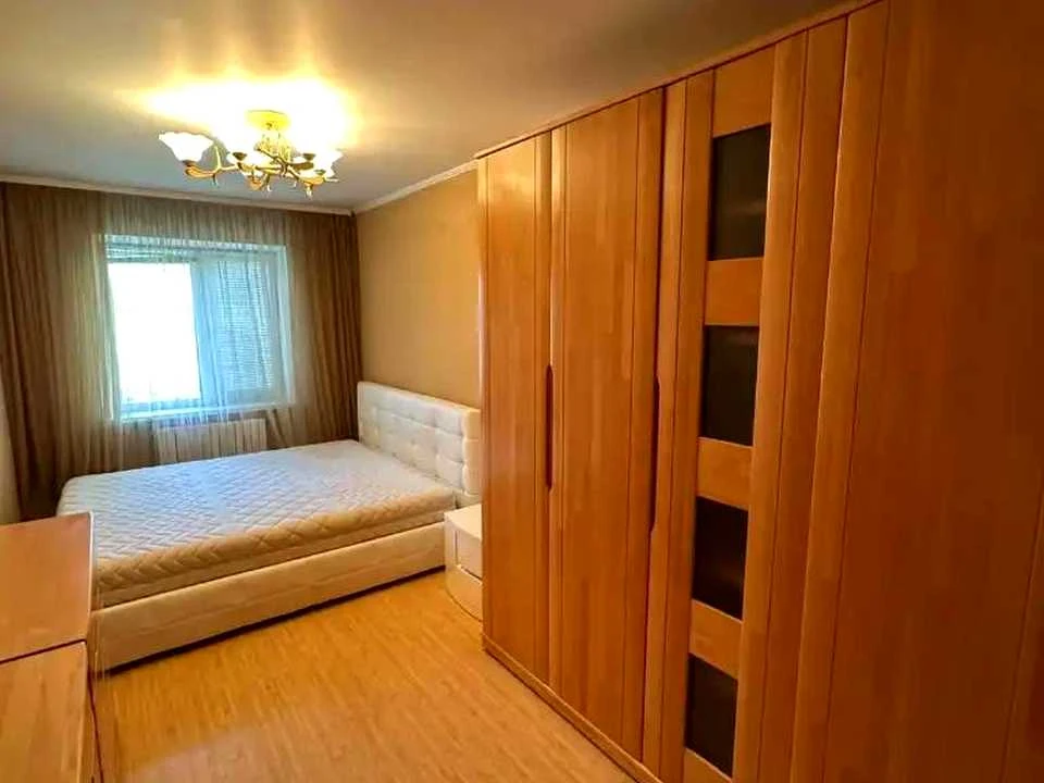 Квартира. Дніпро, Слобожанський просп.