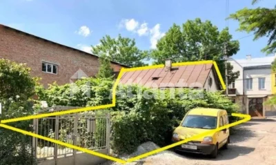 Продаж ділянки під забудову