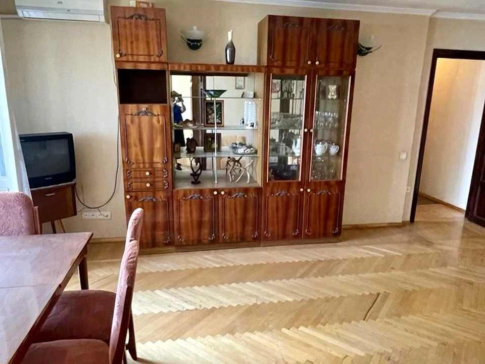 Квартира. Днепр, Крутогорный спуск (Роголевая)